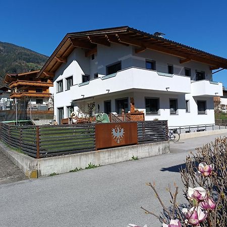 Appartamento Schweinberger Sixtus Aschau Im Zillertal Esterno foto